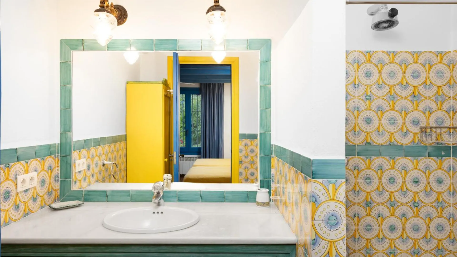 Villa Del Rio, 10Km From Puerto Banus Marbella 贝纳阿维斯 0*,